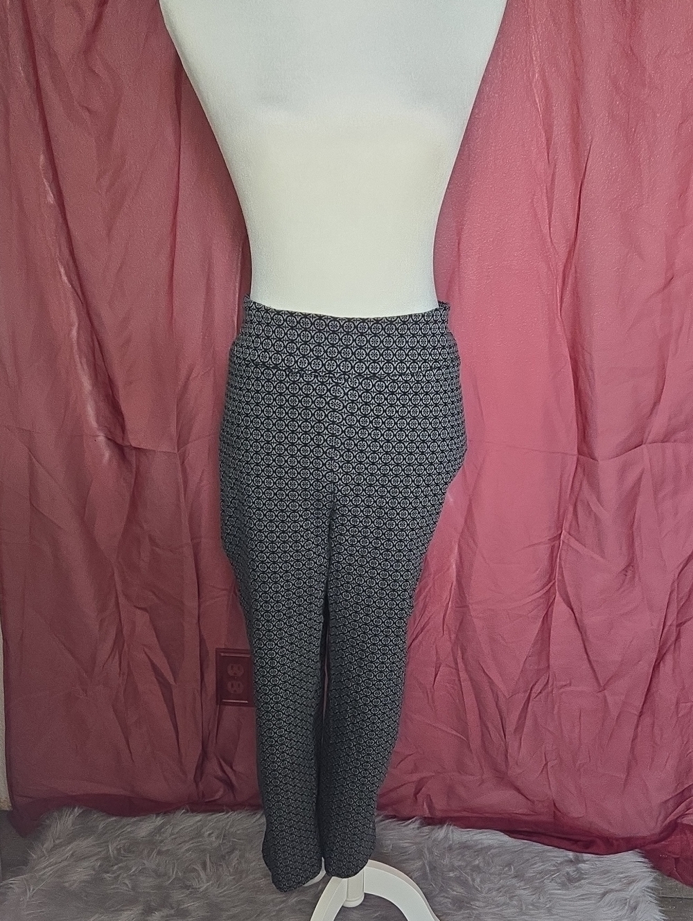 Zac & Rachel Black and White Geometric Straight-Leg Pants